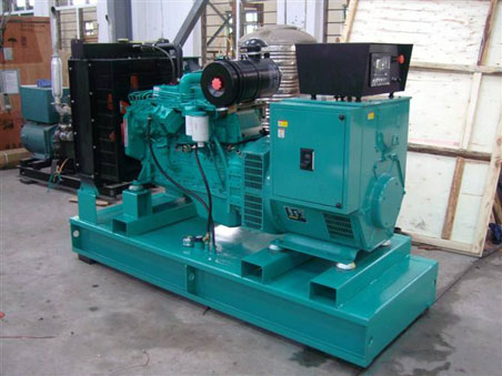 汶川200kw康明斯柴油发电机组图片 汶川200kw康明斯柴油发电机组图片